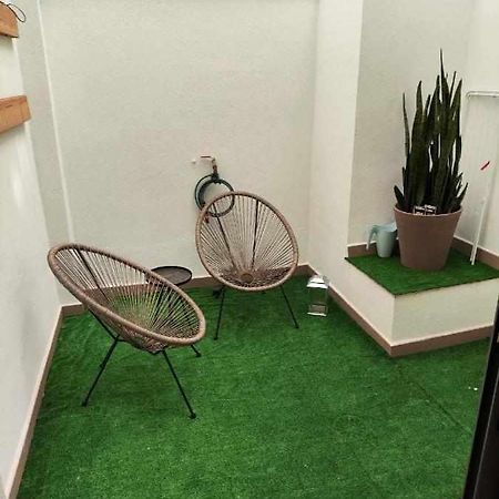 Apartamento Dos Aceras Малага Экстерьер фото