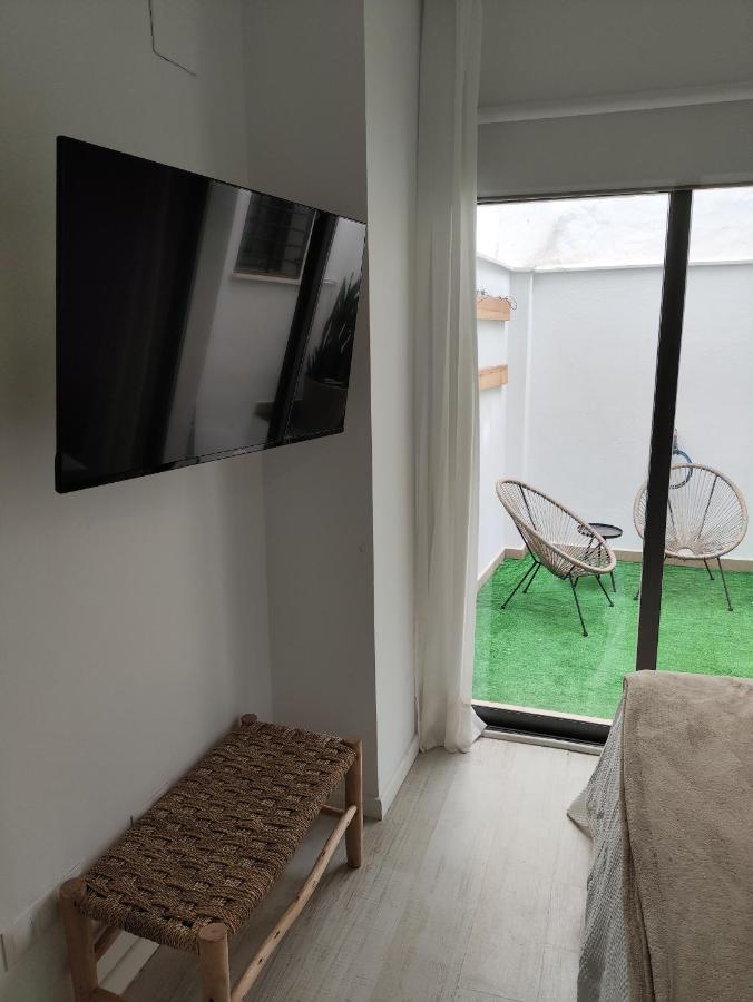 Apartamento Dos Aceras Малага Экстерьер фото