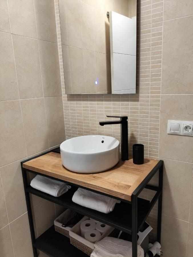 Apartamento Dos Aceras Малага Экстерьер фото